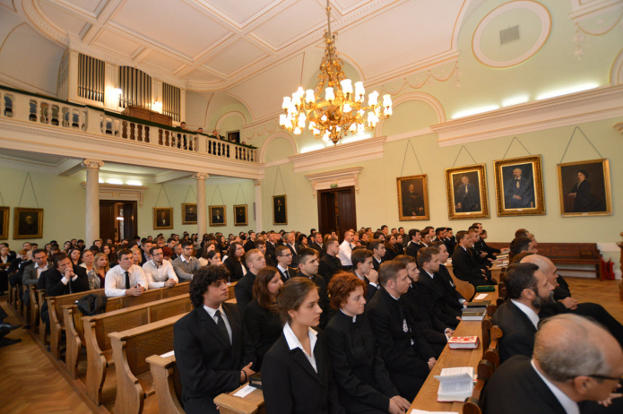 Elsőéves hallgatók