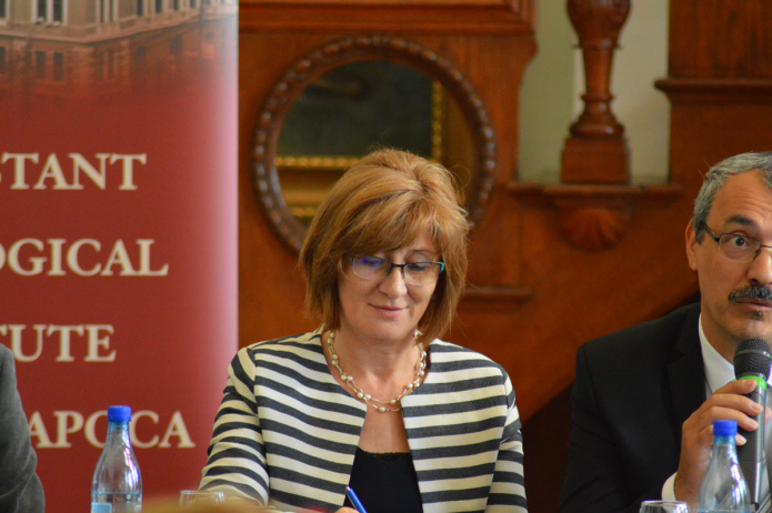 Lukács Olga, a Babeș-Bolyai Tudományegyetem Református Tanárképző Karának dékánja