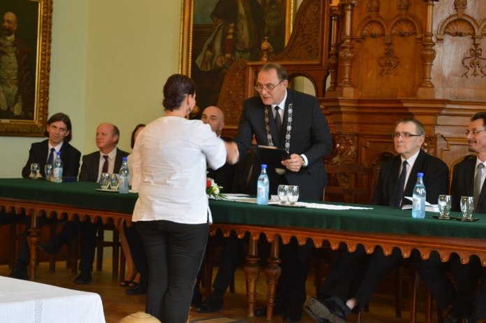 Jutalomban részesül Antal Enikő