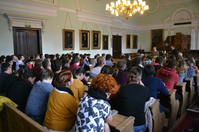 Sven Grosse hallgatósága