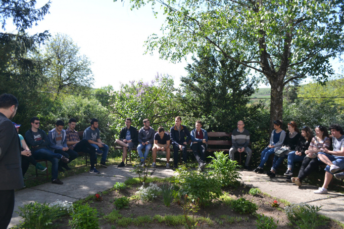 A gyülekezetismereti gyakorlaton Varga Zoltán türei lelkipásztort hallgatják