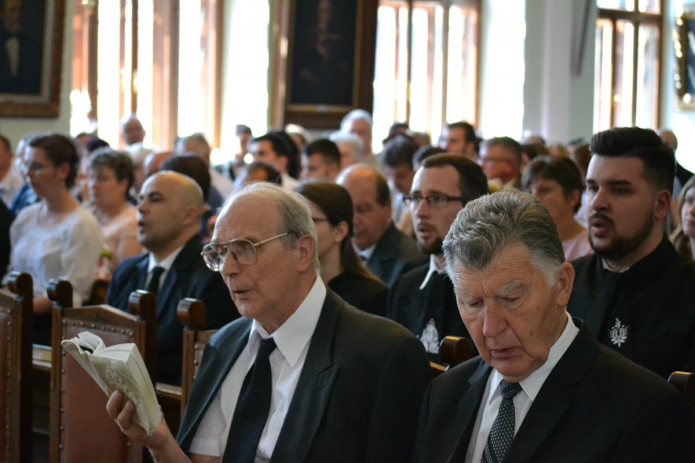 Kibocsátó istentisztelet