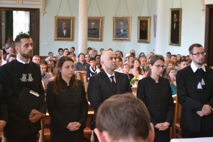 A végzett magiszteri hallgatók fogadalomtétele