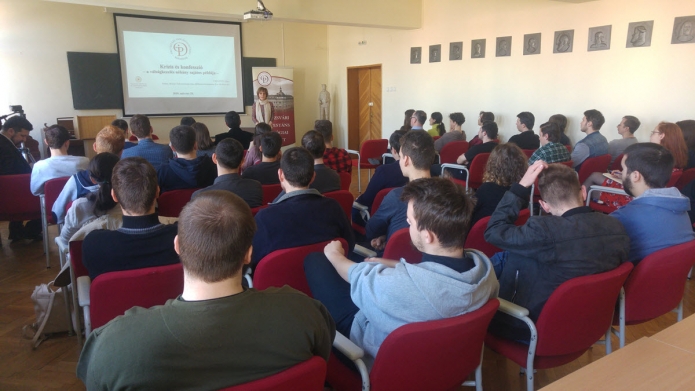 Czégényi Dóra előadása