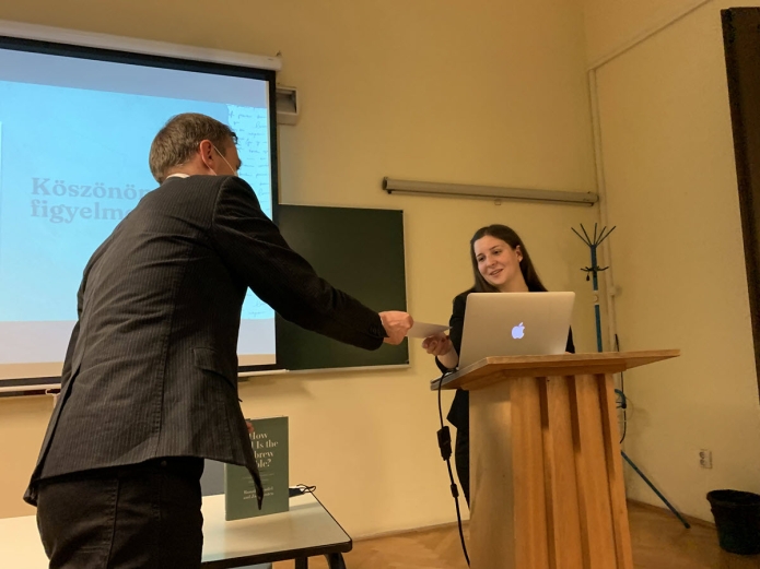 Beatrix kiváló felvezetőjének elismeréseként