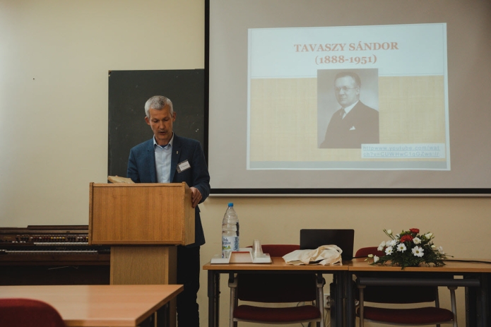 Tonk Márton előadást tart Tavaszy Sándorról