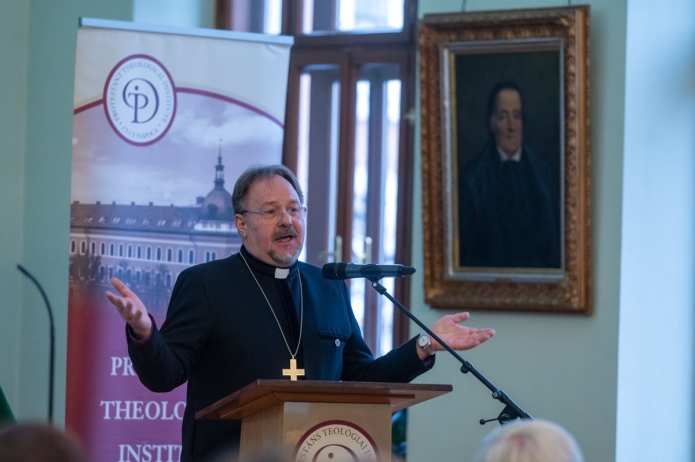 Adorjáni Dezső Zoltán evangélikus püspök köszöntése