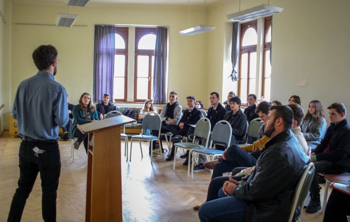 Nagy Bence az teológus életformáról beszél