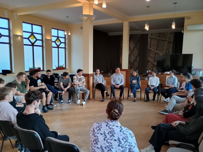 Megbeszélés az Udvarhely-Belvárosi Református Egyházközség lelkipásztorával 