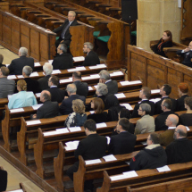 Igét hirdet Kállay Dezső rektor