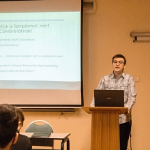 Ambrus Mózes a brassói templom lerombolásáról tart előadást