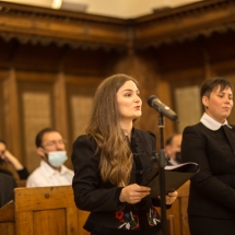 A ballagó diákok nevében búcsúbeszédet mond Demeter Henrietta