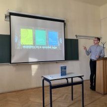 Gecse Krisztián az ifjúsági munkáról tart könyvbemutatót