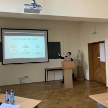 Nagy Norbert elsőéves MA hallgató előadást tart