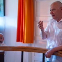 Bogárdi Szabó István püspök hozzászól a kiértékelő megbeszélésekhez