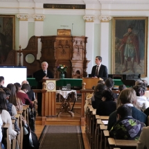 Fórumbeszélgetés Kató Béla püspökkel a lelkészi hivatásról