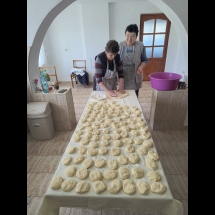 Készül a szeretetvendégség