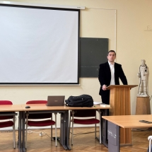 Kató Szabolcs Ferencz megnyitja a VII. tehetséggondozási nap rendezvényét